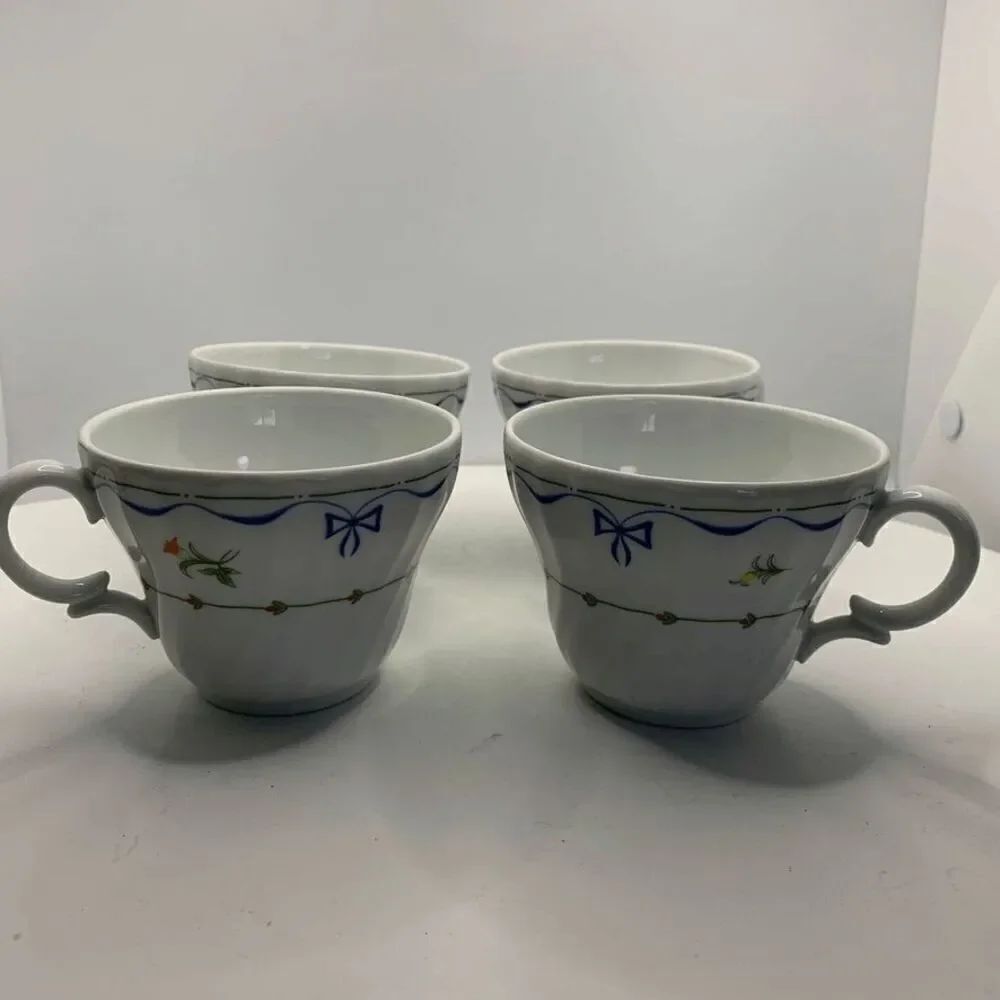 Ribbons and Bows 4 English Tea Cups - 1984 Royal Worcester